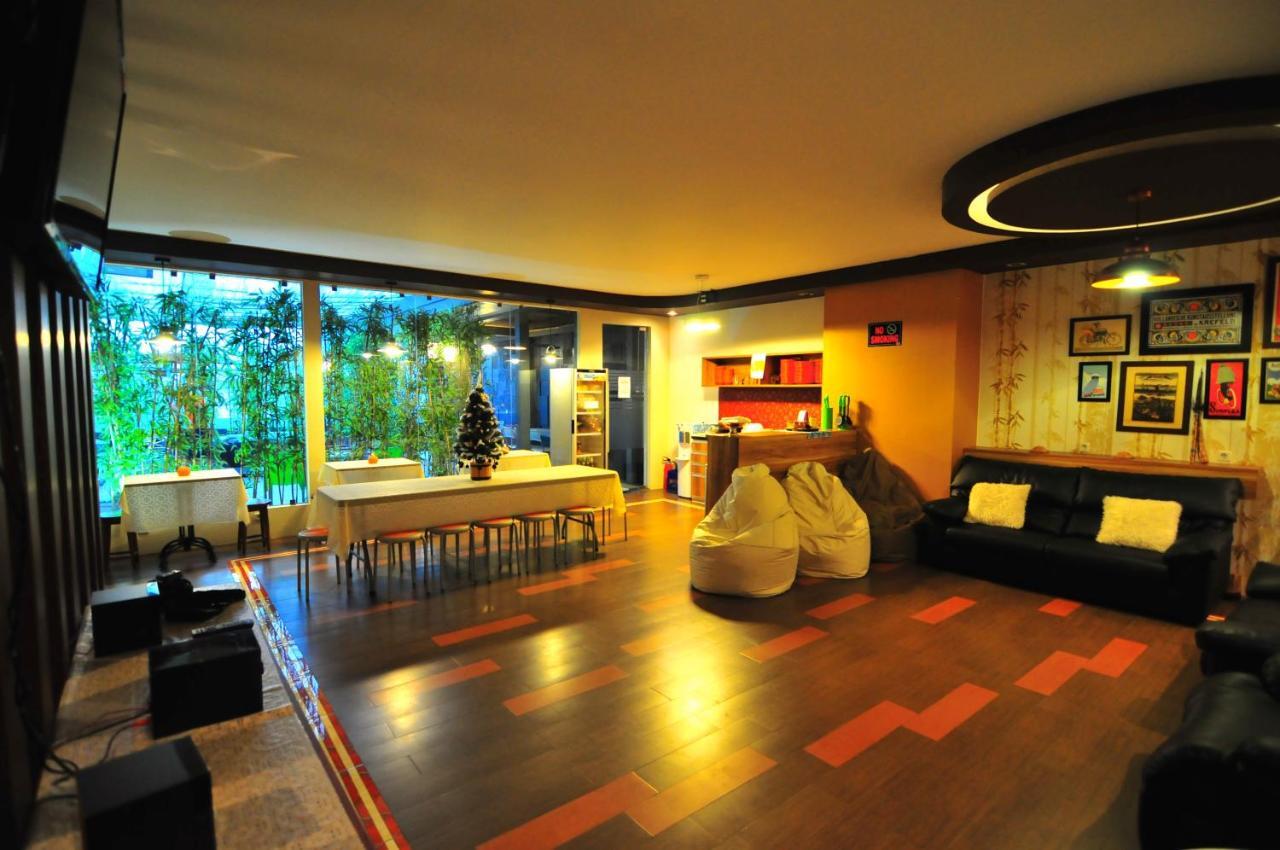 Capsule Hostel Old Batavia Jakarta Luaran gambar