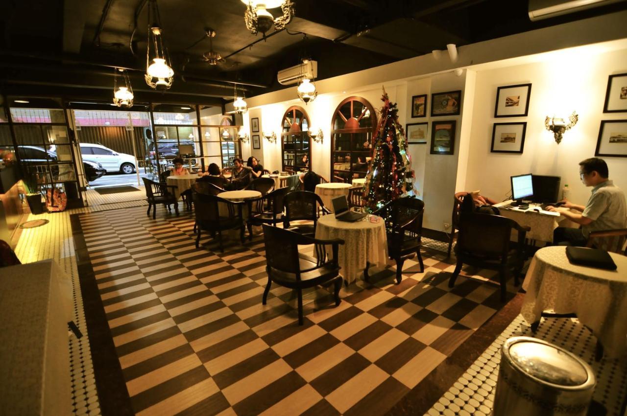 Capsule Hostel Old Batavia Jakarta Luaran gambar